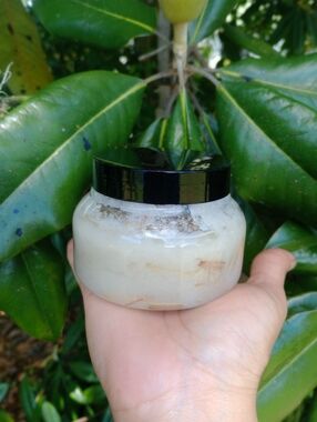 Natural Creamy Sugar Body Scrub-- Lemongrass Mint -- 10.5 Oz.